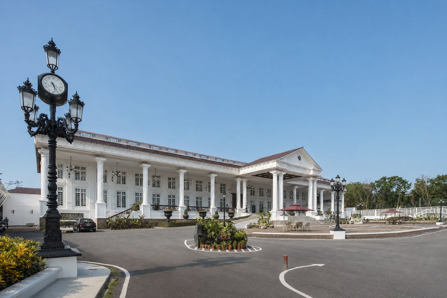 Kushiara International Convention Hall by day
